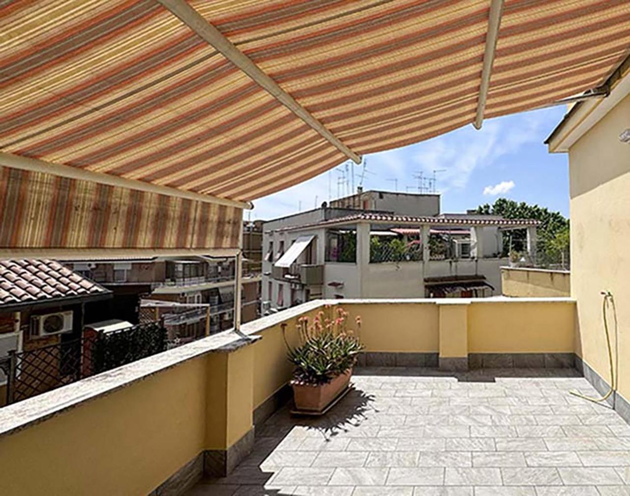 Jhhit - Panoramic Modern Penthouse