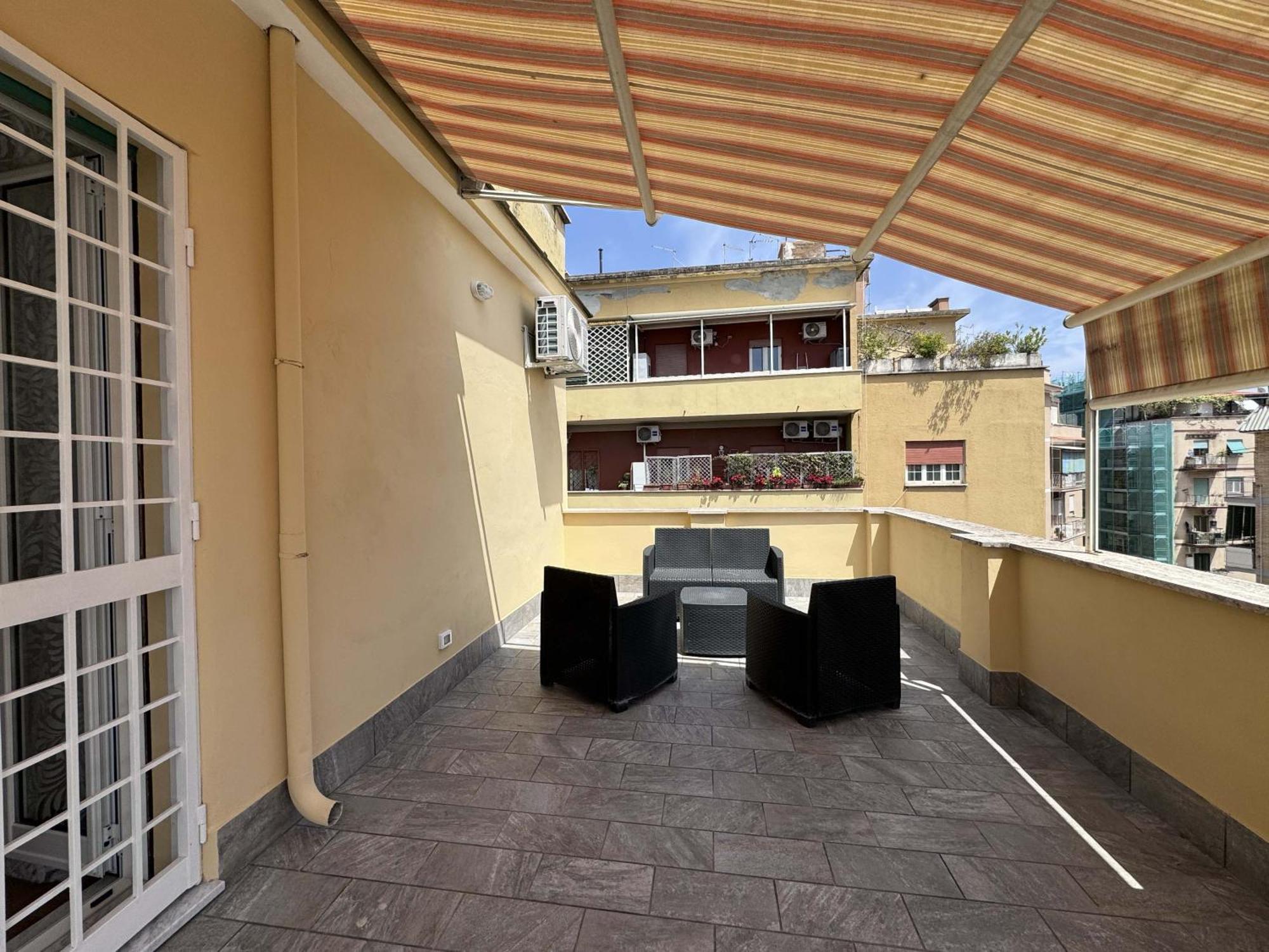 Jhhit - Panoramic Modern Penthouse Apartment